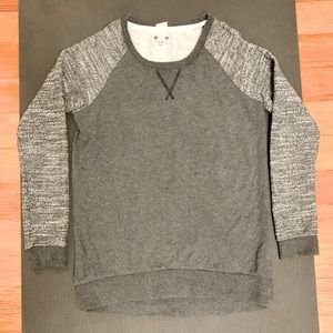 Roxy contrast sleeve long sweatshirt
